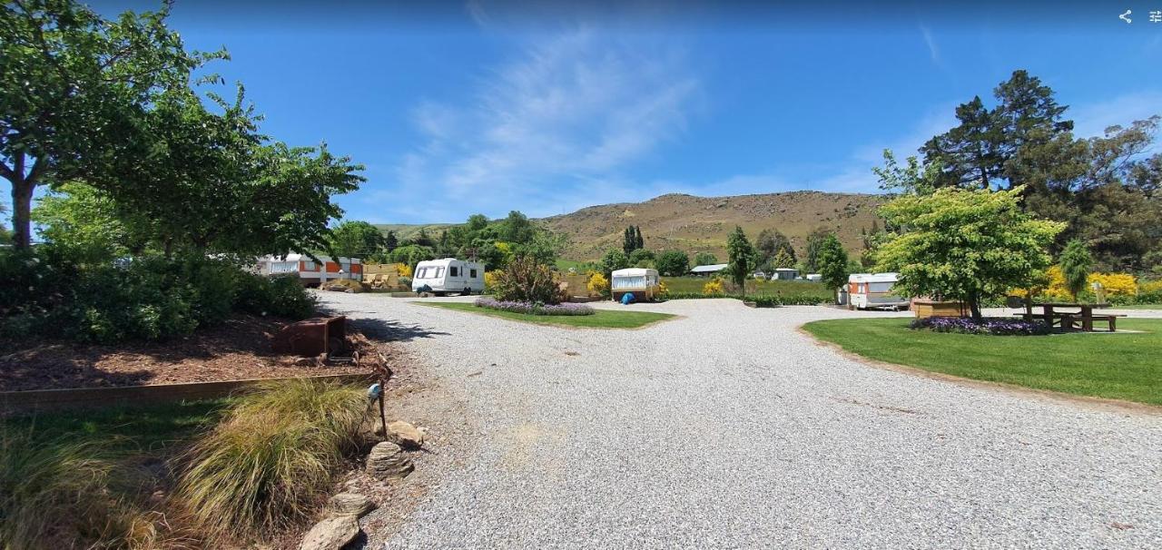 Roxburgh Clutha Gold Top 10 Holiday Park Exterior photo