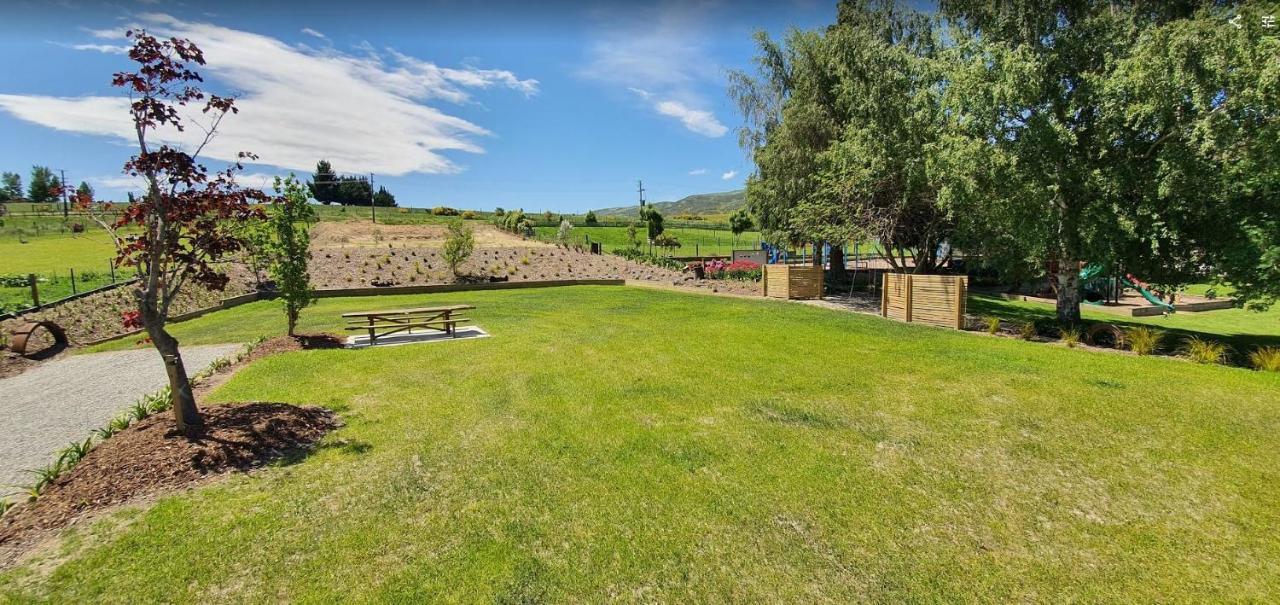 Roxburgh Clutha Gold Top 10 Holiday Park Exterior photo